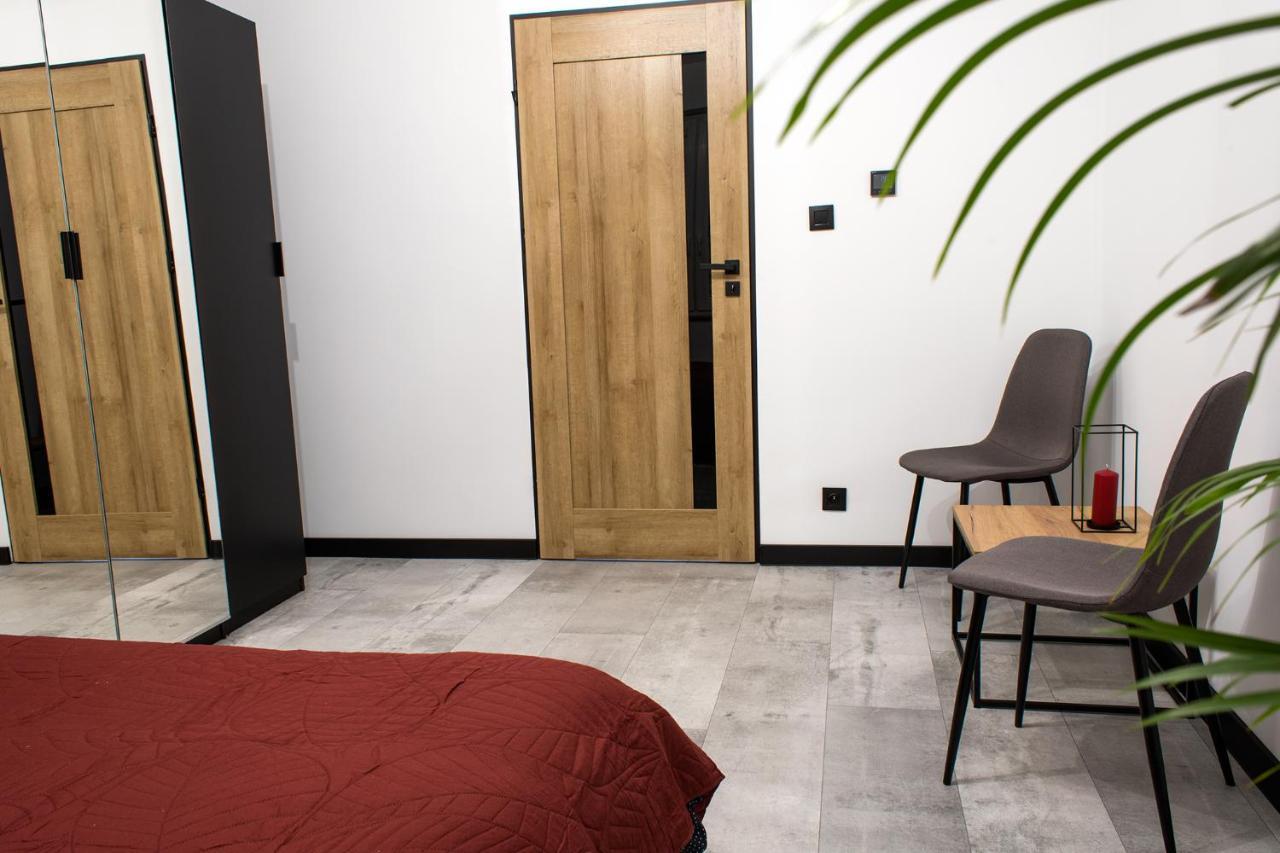 Apartament Black Loft 나이사 외부 사진